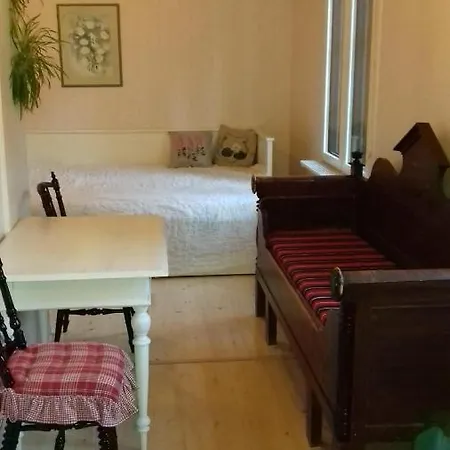 Bed In Sleepingcorner-shared Εξοχικό σπίτι *